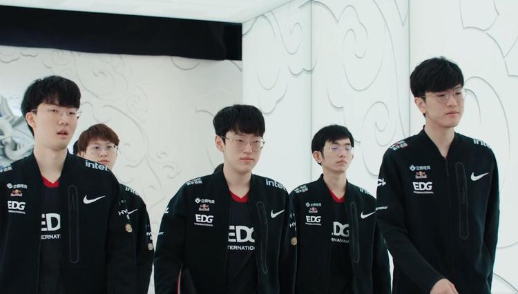 的风光更耗 的风光更耗