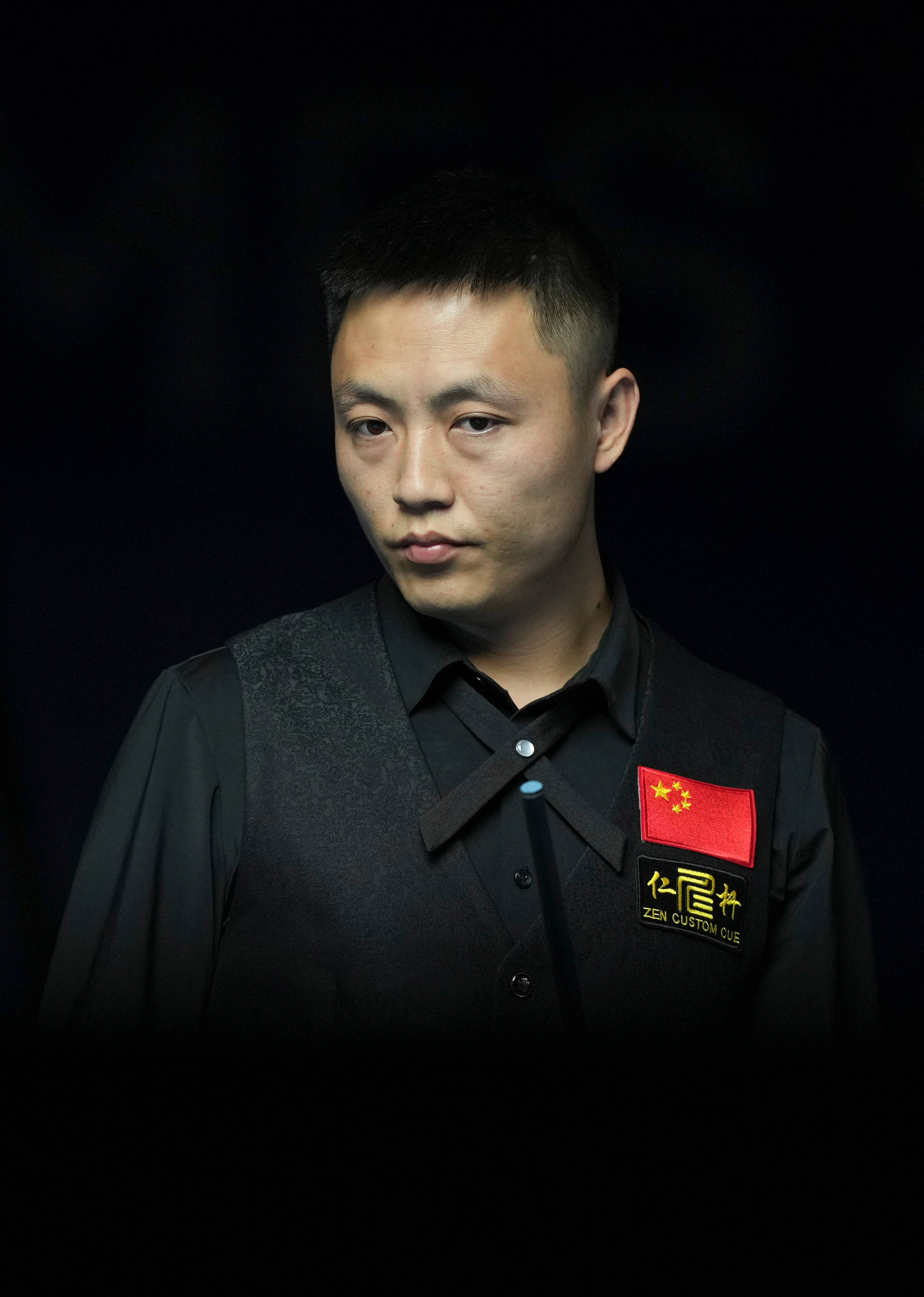 尤其在中场 尤其在中场