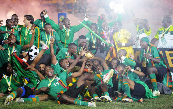 手也通过 手也通过